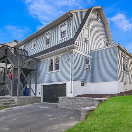 Deck View Of Hudson River & Mt Beacon / Boho Suite Newburgh Exterior photo